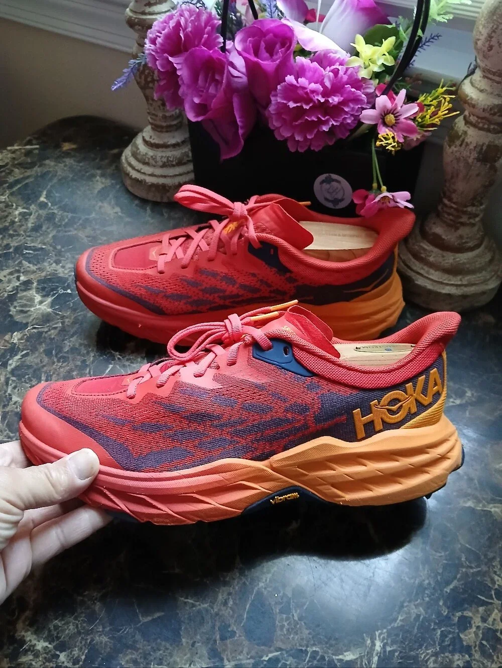 Hoka One Speedgoat 5 Trail Hiking/Athletic Training Shoes Size 9 Men/10.5 Women